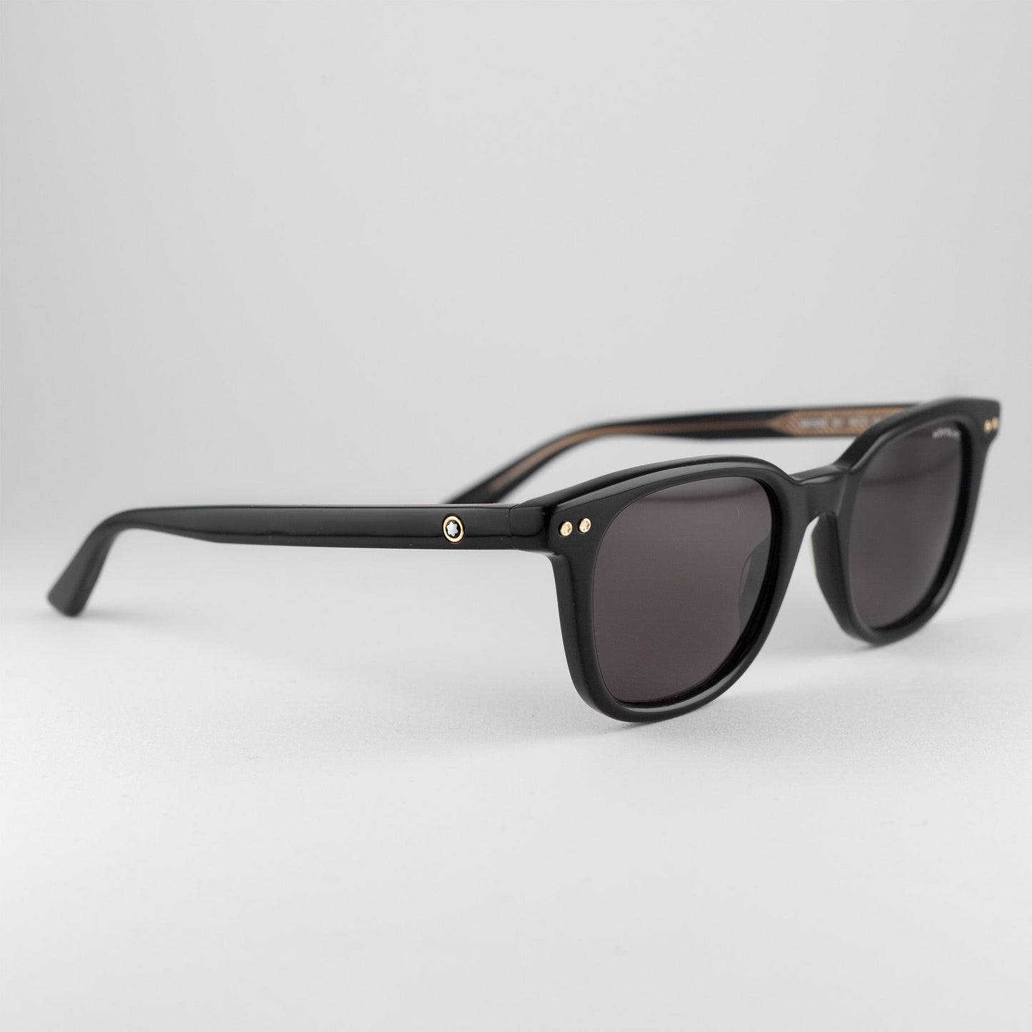 Occhiale da sole Montblanc MB0320S 001 Black-laterale
