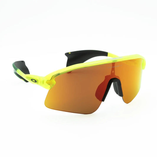 Occhiali da sole Oakley Stunt Devil OO9517 951703 Uranio opaco rettangolari