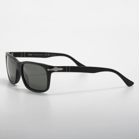 Occhiali da sole Persol PO03048S 9000/58 Black Polarized rettangolari