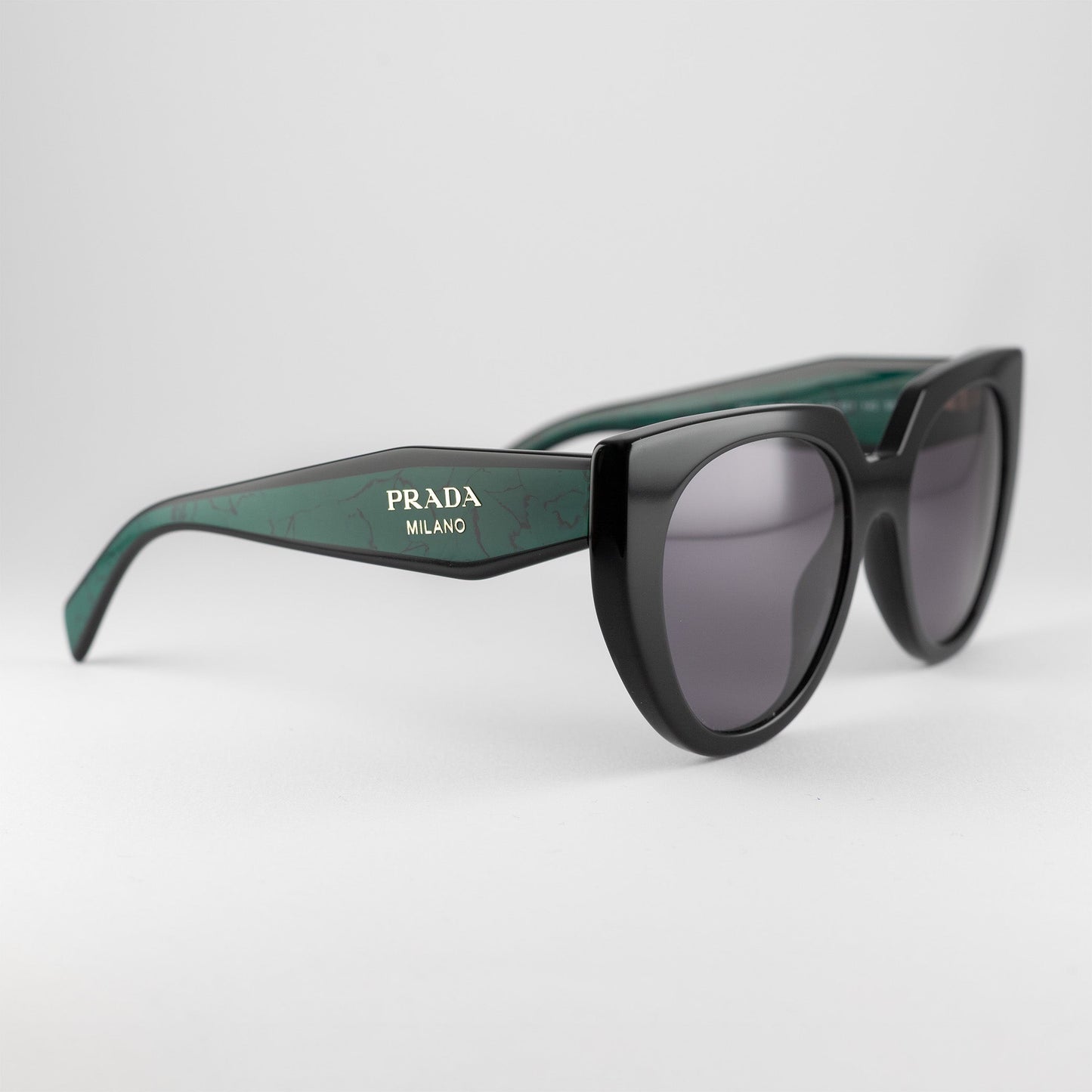 Occhiale da sole Prada SPR 14W 1AB-5Z1 Black-laterale