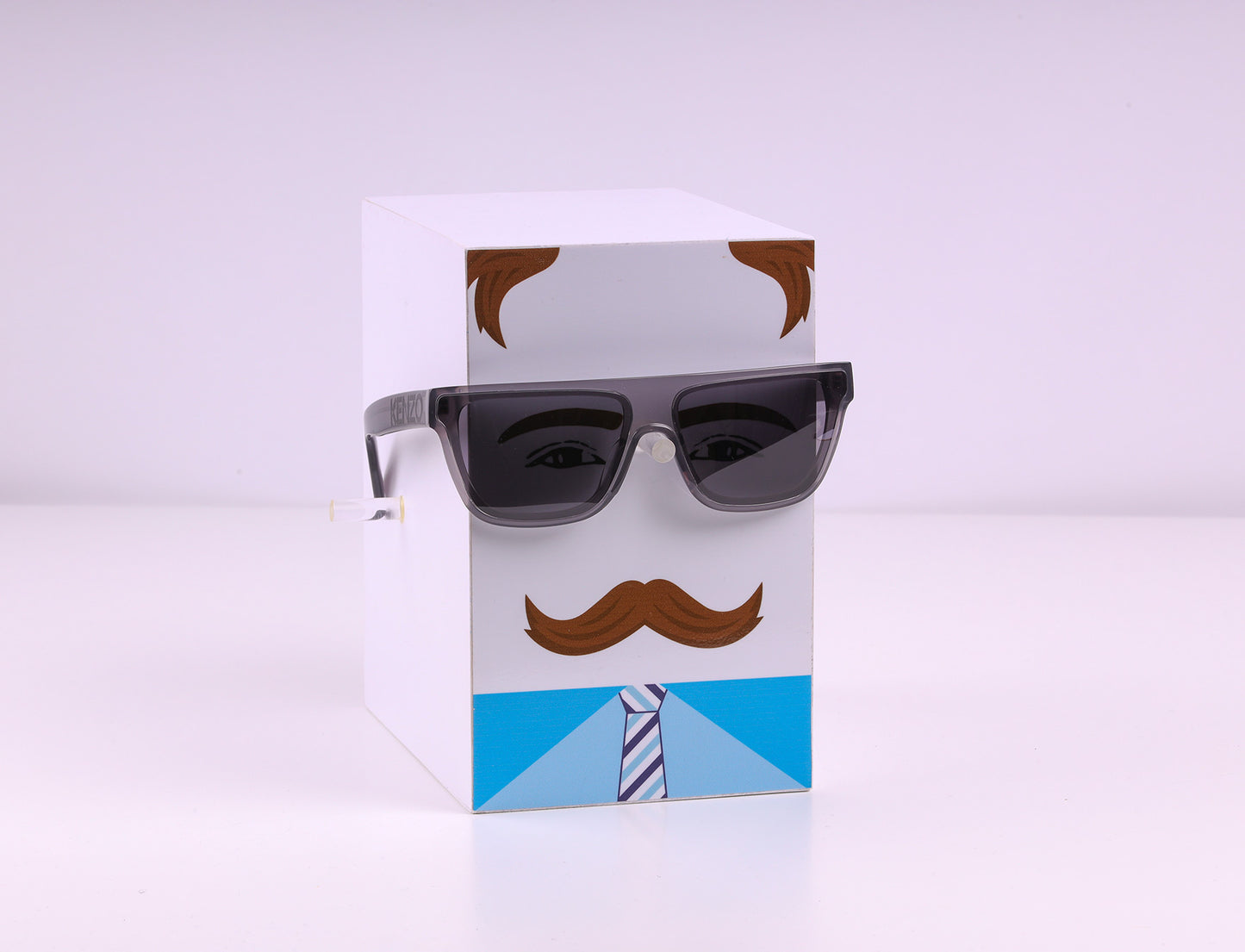 Kenzo Modello KZ40009I