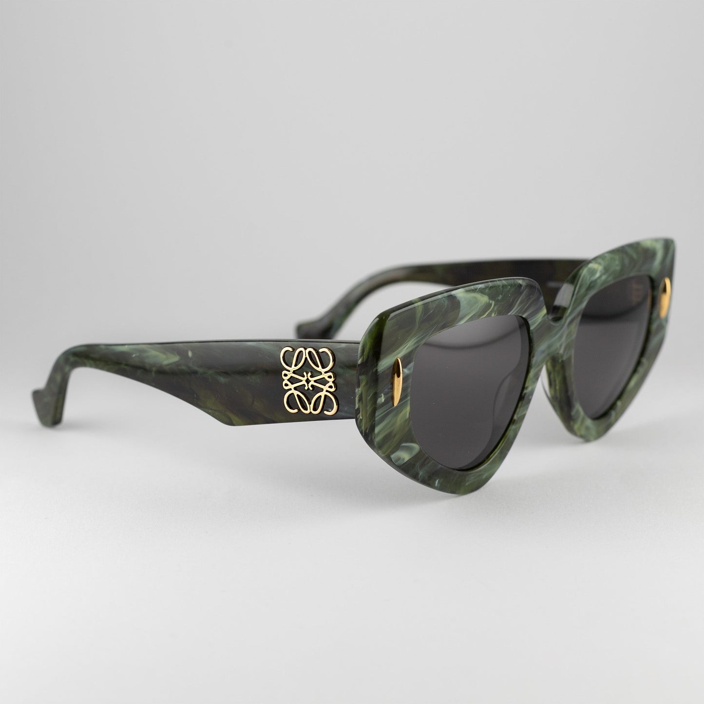 Occhiale da sole Loewe LW40155I 96A Olive-laterale