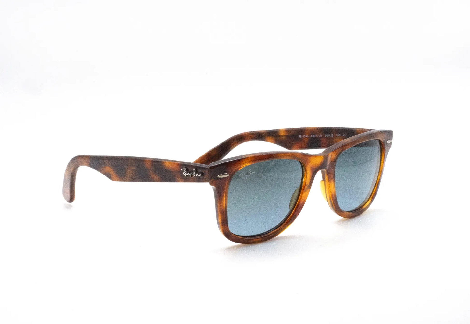 Occhiali da sole Ray-Ban Wayfarer RB4340 63973M Havana rosso rettangolari -laterale