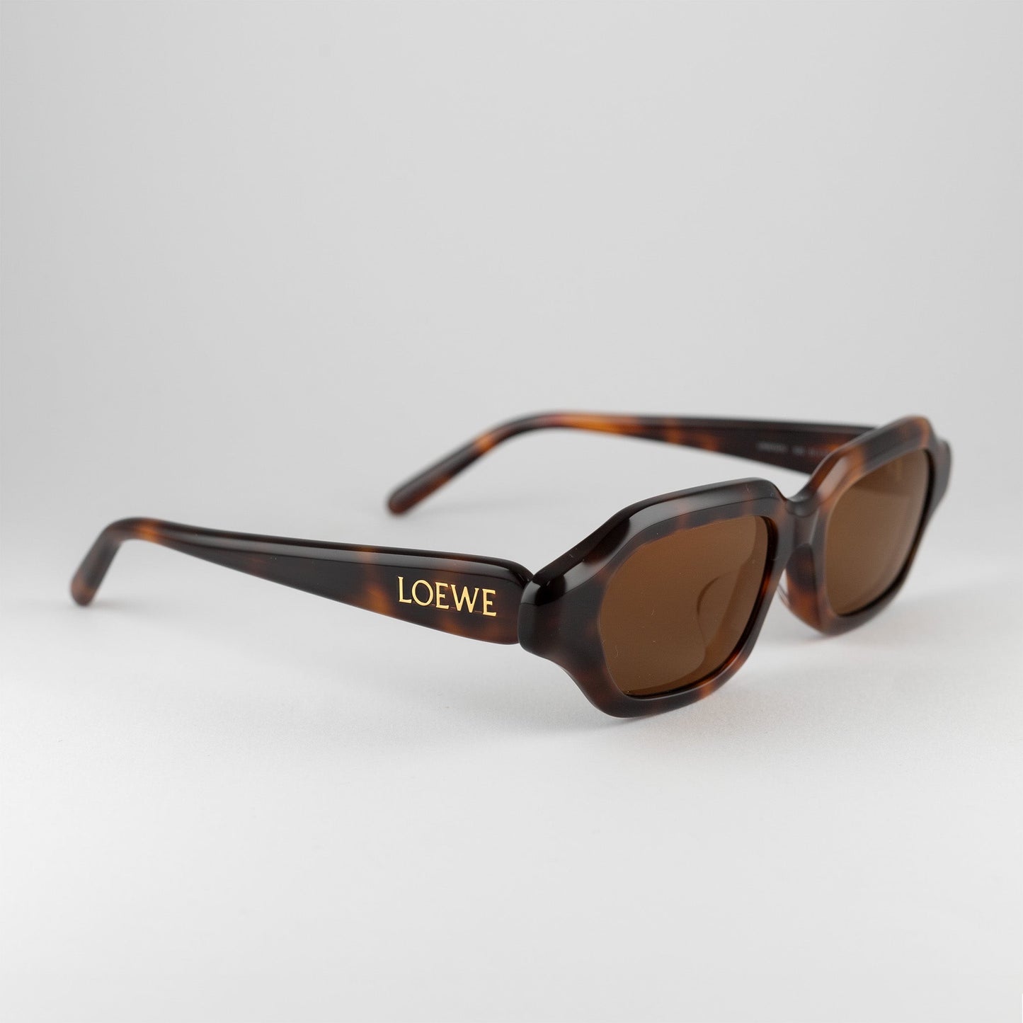 Occhiale da sole Loewe LW40157U 52G Havana-laterale