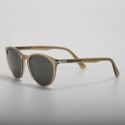 Occhiali da sole Persol PO3152S 1169/B1 Beige opalino