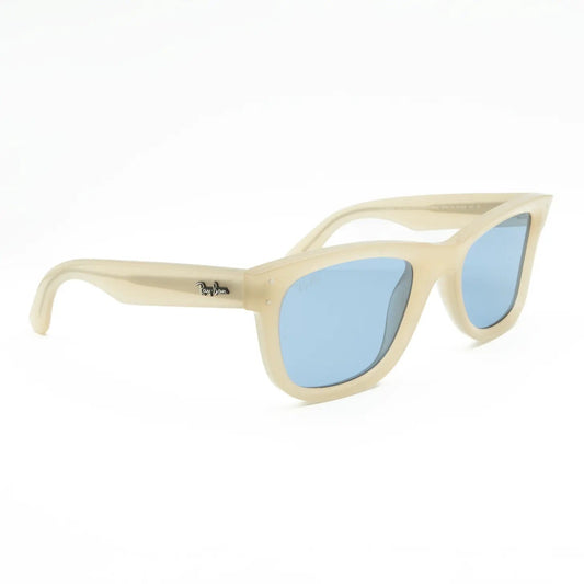 Occhiale da sole Ray-Ban Wayfarer Reverse RBR0502S 678072 Beige opalino/ Azzurro-laterale
