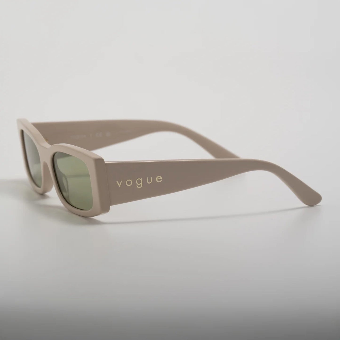 Occhiale da sole Vogue VO5584S 316482 Beige-laterale
